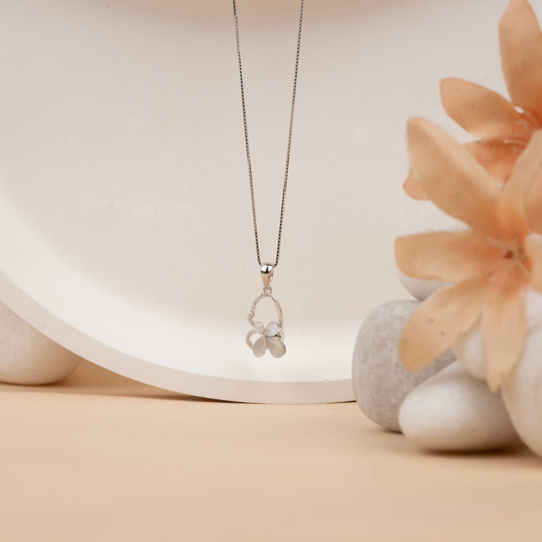 Luna Petal Pearl Pendant
