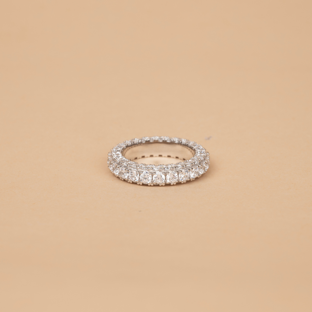 Clairé band ring