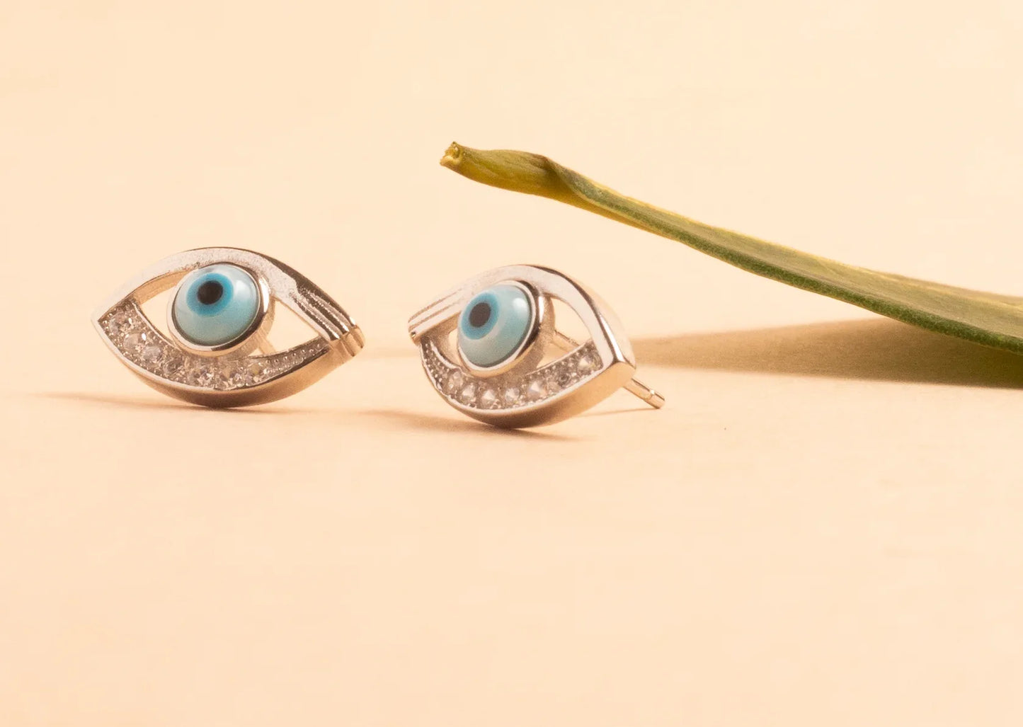 Blue Eye Studs - Silvinity