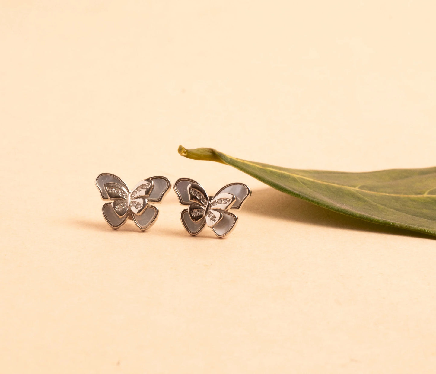 Dreamy Butterfly Earring - earring