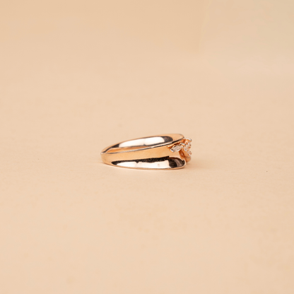 Elegant ring