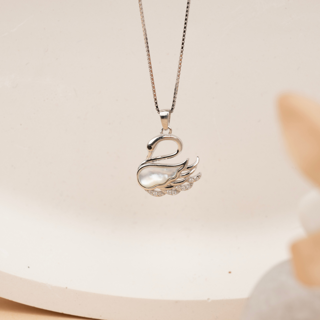Silvinity Swan Pendant