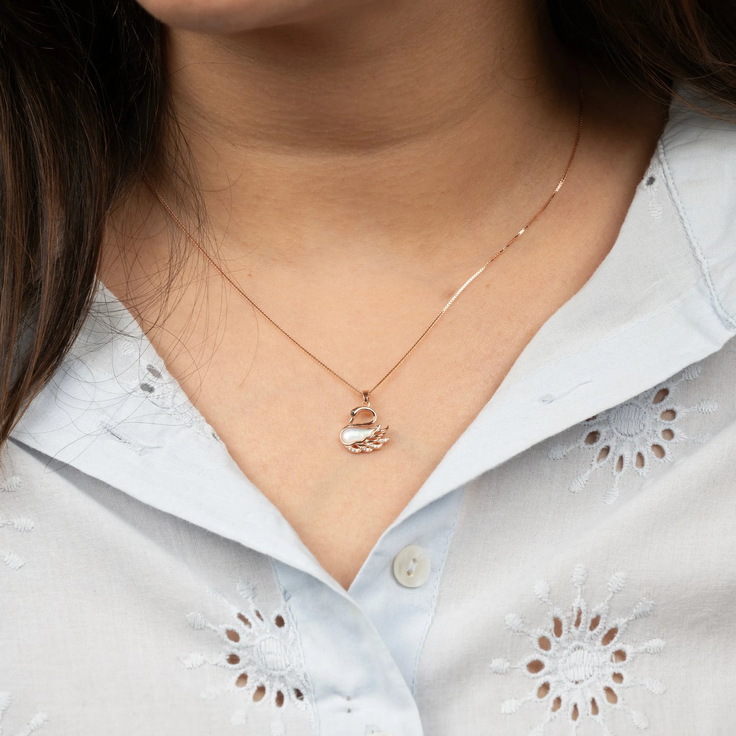 Aurora Swan Pendant - Silvinity
