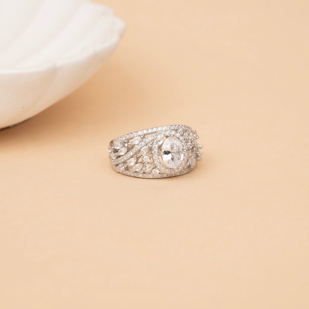 Queen band ring