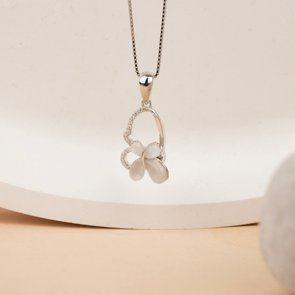Luna Petal Pearl Pendant