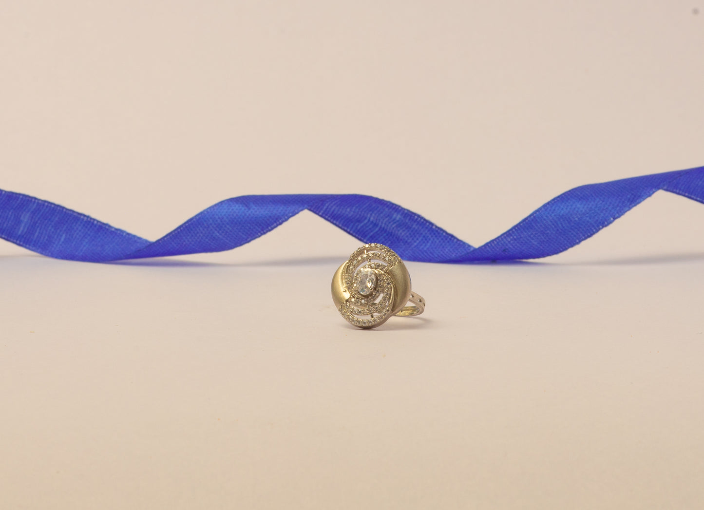 Beautiful Spiral Silver Ring