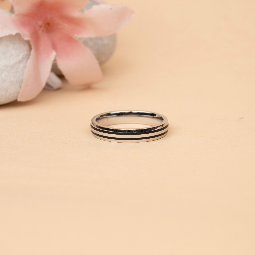 Men's tiered ring