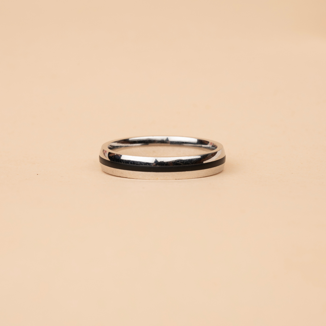 Mono Stripe Band Ring