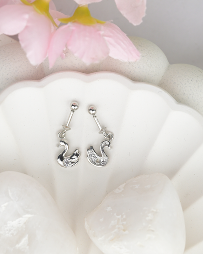 Swan Drop Bugdi Earrings