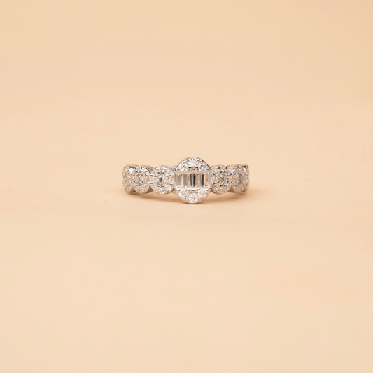 Classic band ring
