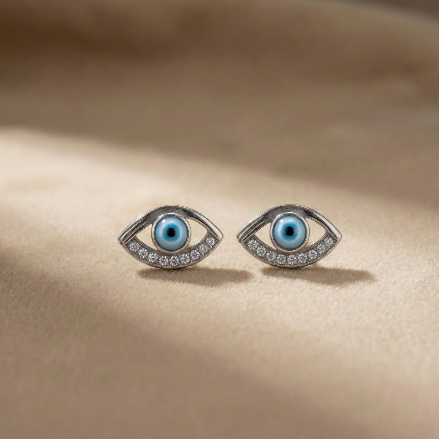Blue Eye Studs - Silvinity