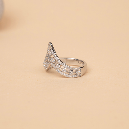Royal raised Ring