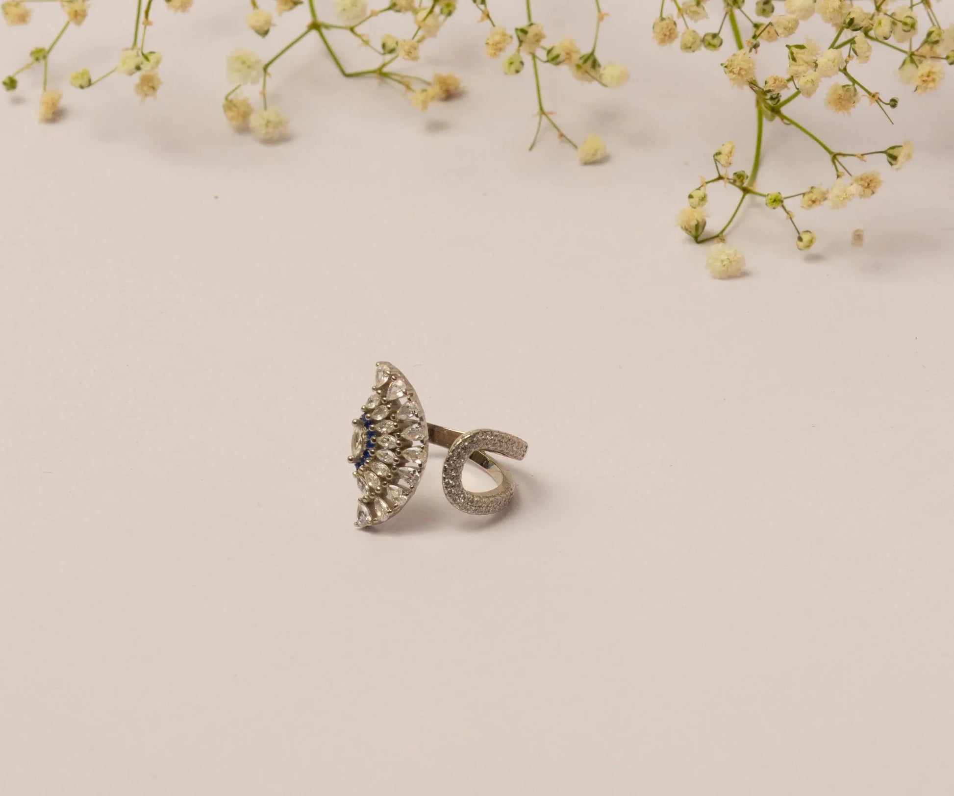 Beautiful Silver Ring - Silvinity