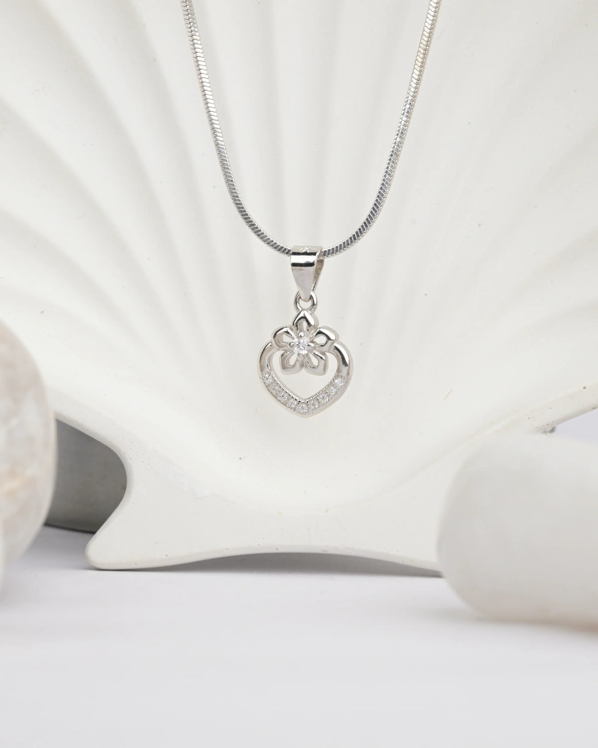 Blooming Heart Pendant - Chain Pendant