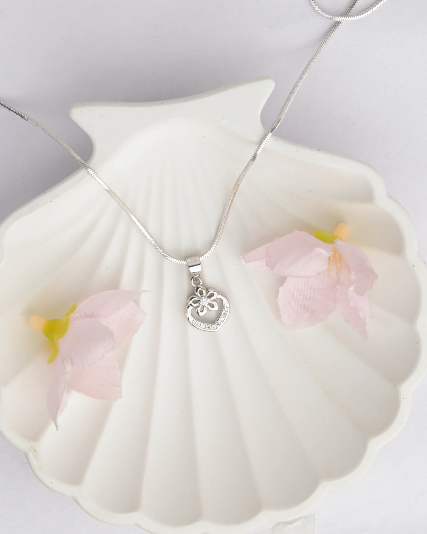 Blooming Heart Pendant - Chain Pendant