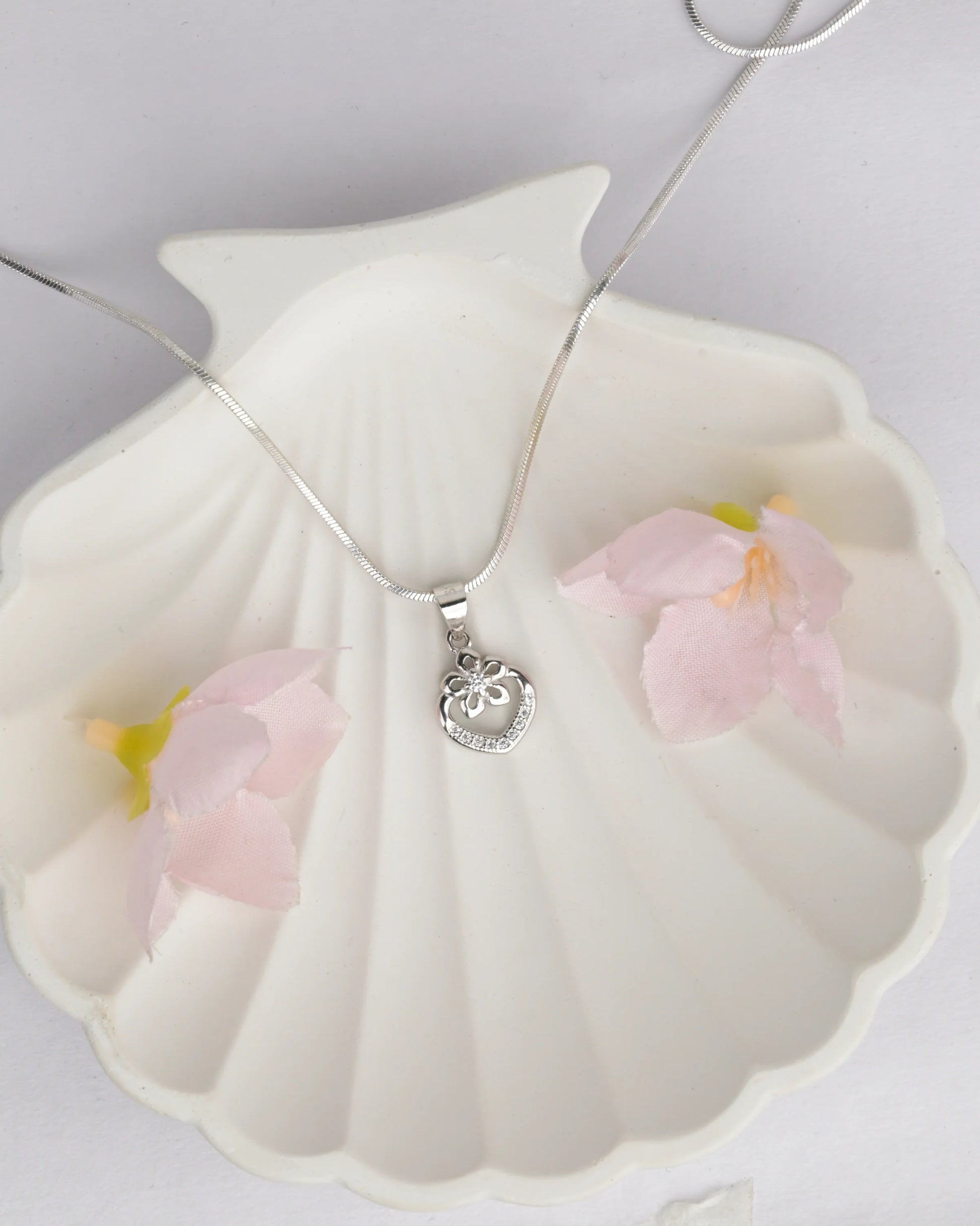 Blooming Heart Pendant - Chain Pendant