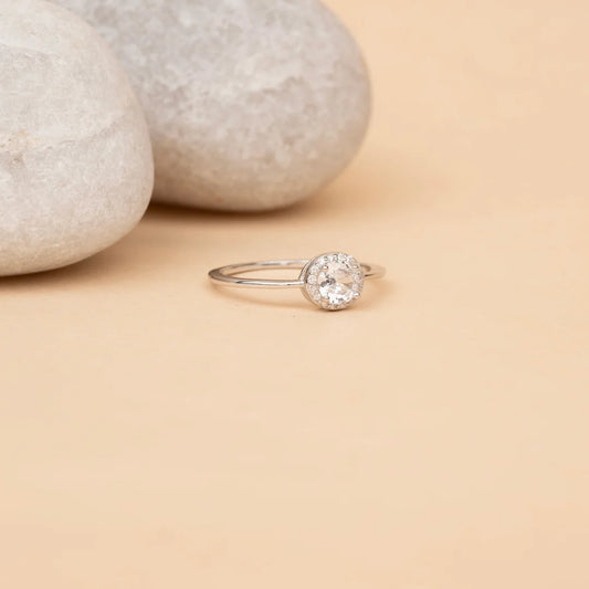 Dreamy Solitaire ring - 8 - rings