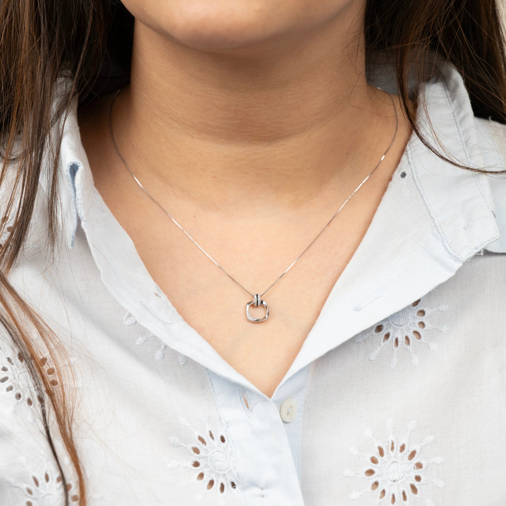 Eternal Curve Sparkle Necklace - Chain Pendant