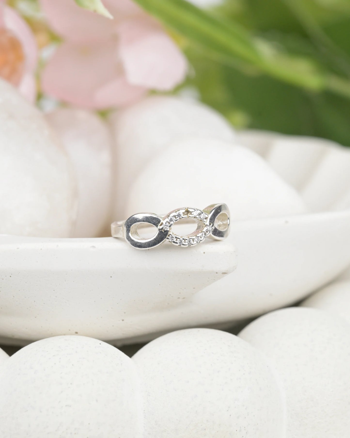 Eternal Loop Crystal Ring - 7 - rings