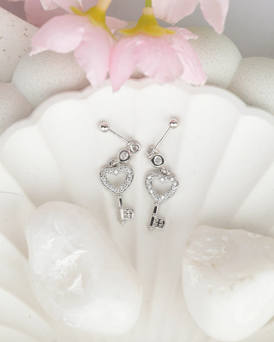 Heart Key Drop Bugdi Earring - earring