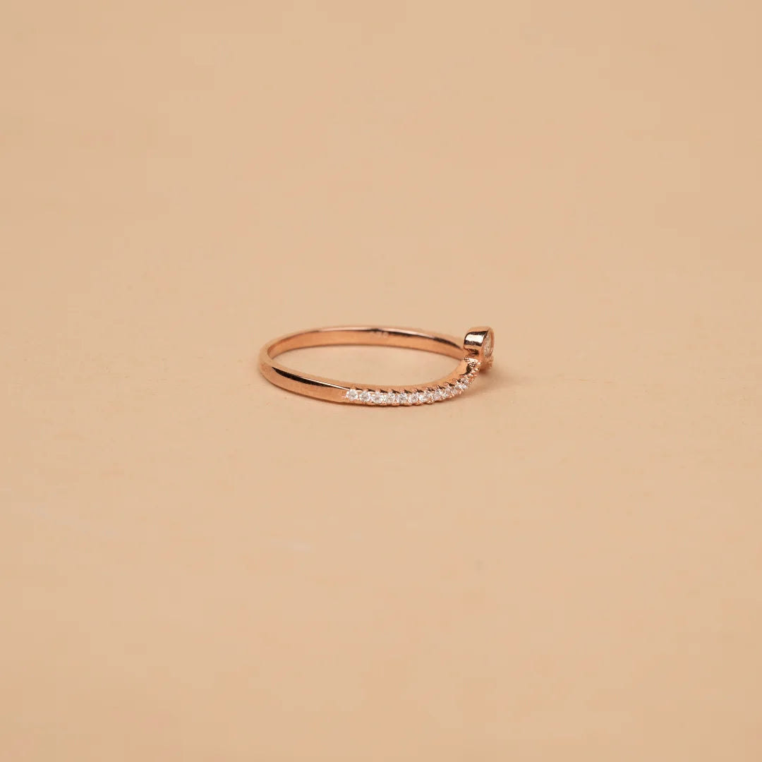 Solitaire raised ring - rings